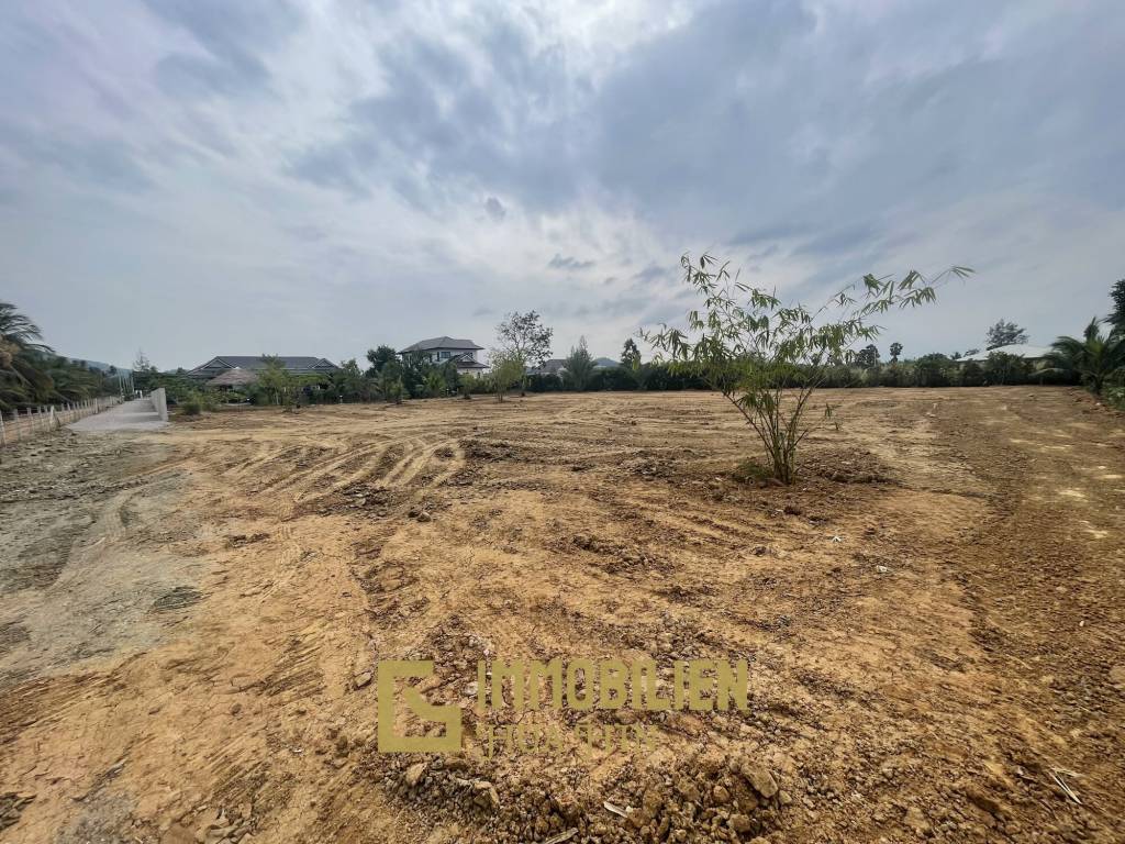 7.790 qm Grundstück / privater Fischeich / 420 qm Wohn- und Terrassenfläche