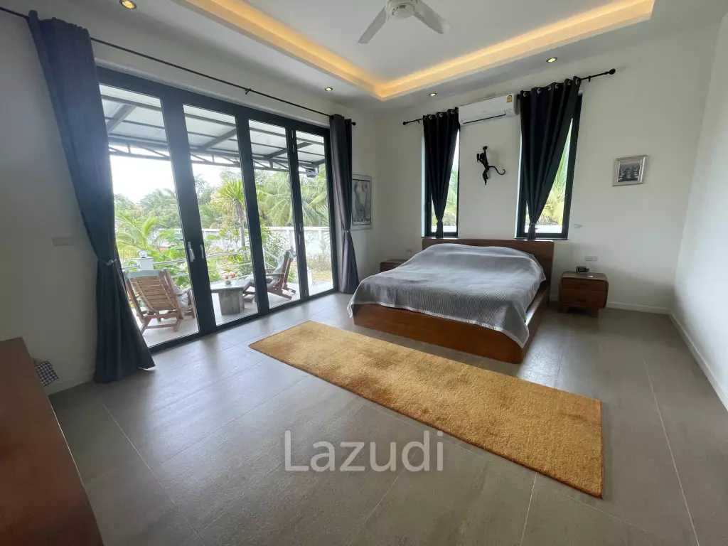 7,790 sq m plot of land / private fish pond / 420 sq m living and terrace space