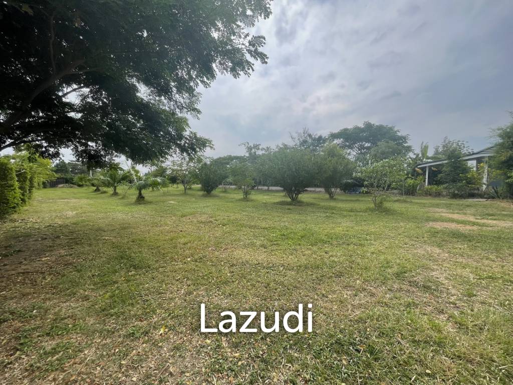 7,790 sq m plot of land / private fish pond / 420 sq m living and terrace space