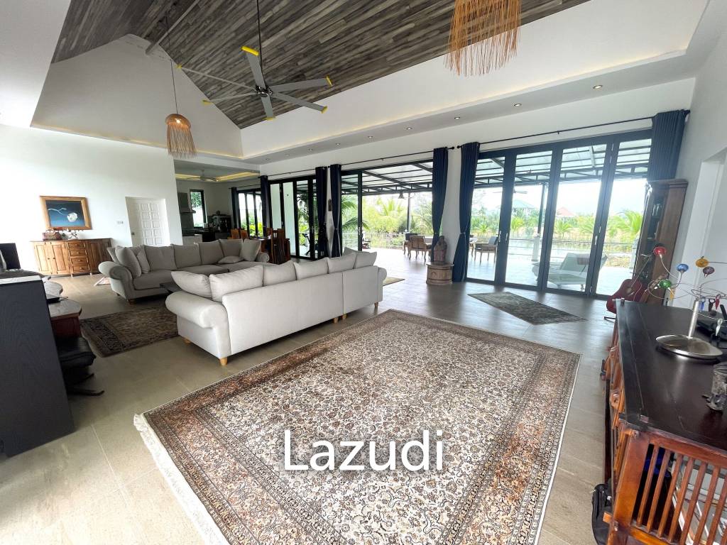 7,790 sq m plot of land / private fish pond / 420 sq m living and terrace space