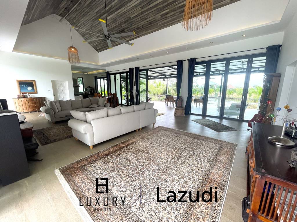 7,792 metro cuadrado 3 ` 4 Baño Villa de Venta