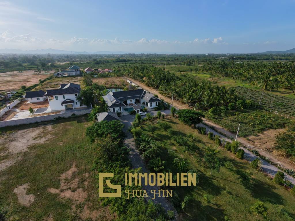 7.790 qm Grundstück / privater Fischeich / 420 qm Wohn- und Terrassenfläche