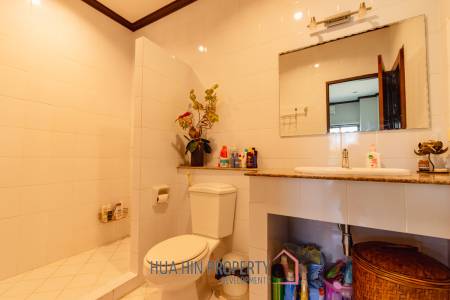 2 bed townhouse minutes from downtown