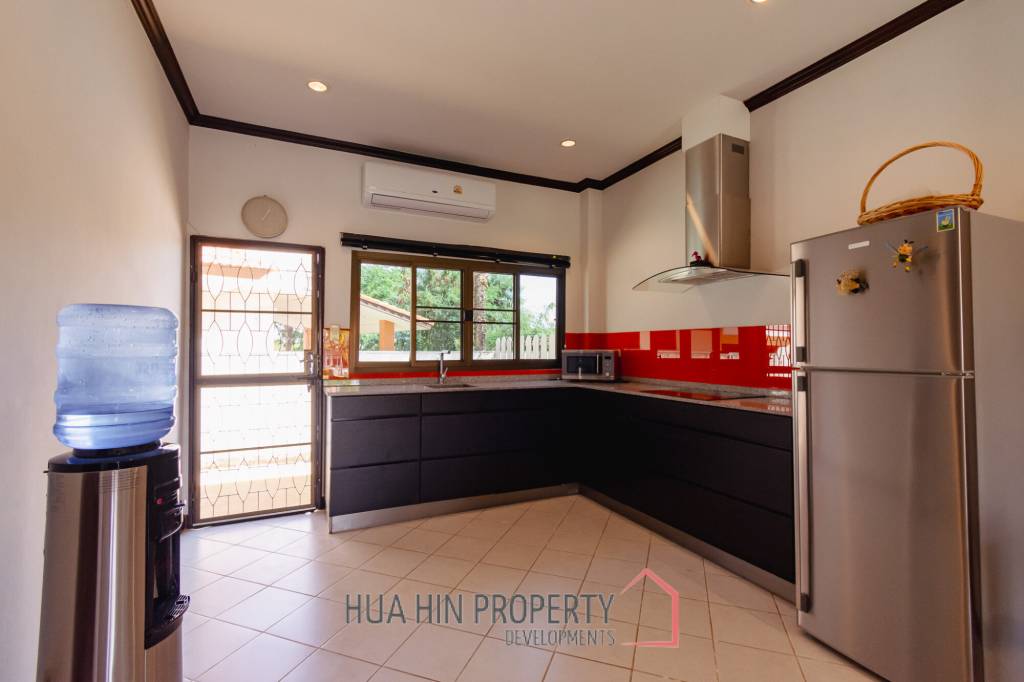 2 bed townhouse minutes from downtown