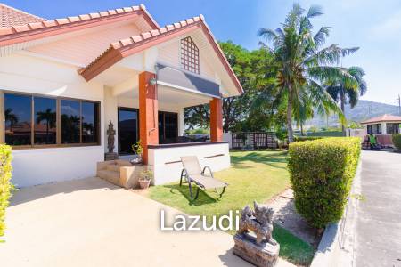 2 bed townhouse minutes from downtown