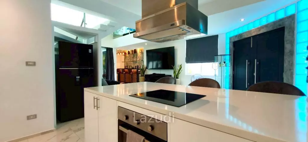 3 Bedroom 4 Bathroom 350 SQ.M. Riverside