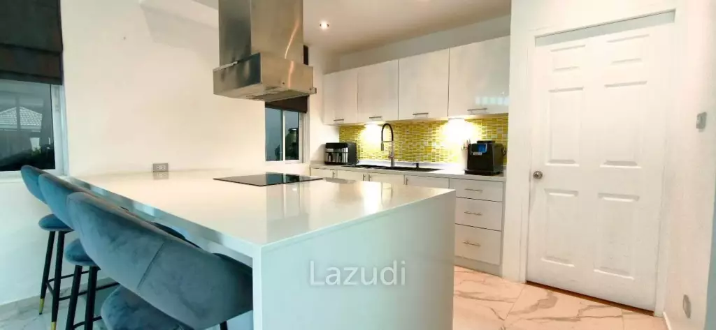 3 Bedroom 4 Bathroom 350 SQ.M. Riverside