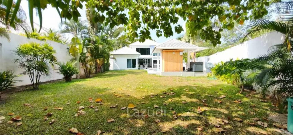 3 Bedroom 4 Bathroom 350 SQ.M. Riverside