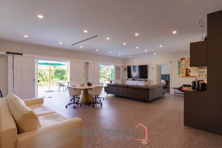 LUXURY MODERN POOL VILLA AT BLACK MOUNTAIN GOLF COURSE