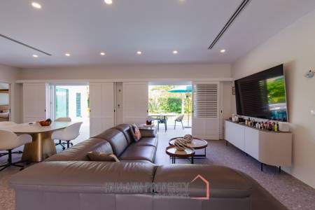 LUXURY MODERN POOL VILLA AT BLACK MOUNTAIN GOLF COURSE