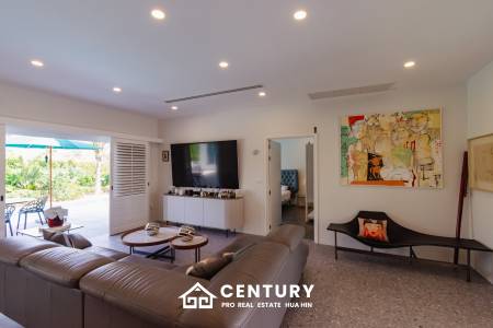 LUXURY MODERN POOL VILLA AT BLACK MOUNTAIN GOLF COURSE