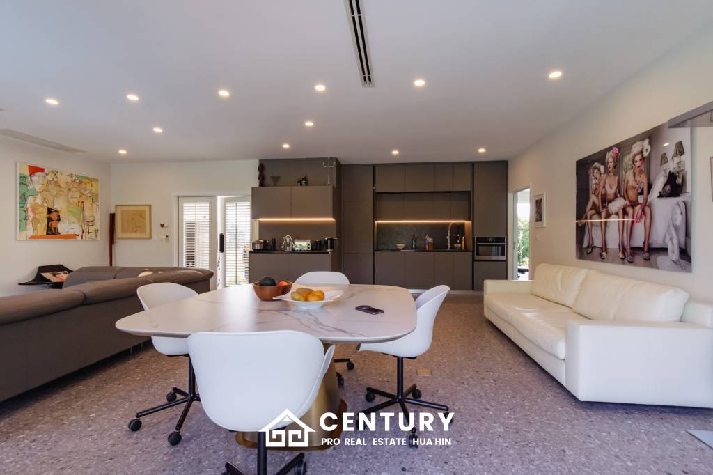 LUXURY MODERN POOL VILLA AT BLACK MOUNTAIN GOLF COURSE