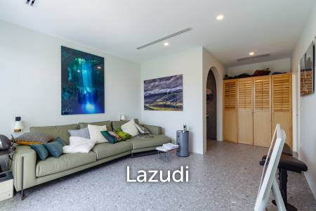 LUXURY MODERN POOL VILLA AT BLACK MOUNTAIN GOLF COURSE