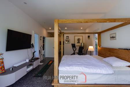 LUXURY MODERN POOL VILLA AT BLACK MOUNTAIN GOLF COURSE