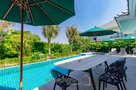 LUXURY MODERN POOL VILLA AT BLACK MOUNTAIN GOLF COURSE