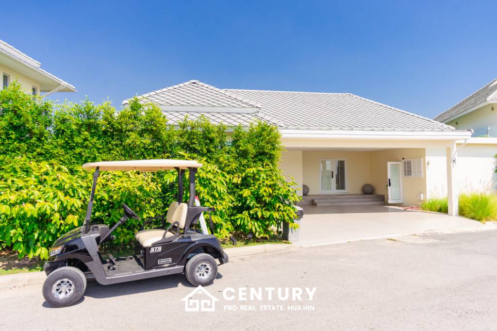 LUXURY MODERN POOL VILLA AT BLACK MOUNTAIN GOLF COURSE