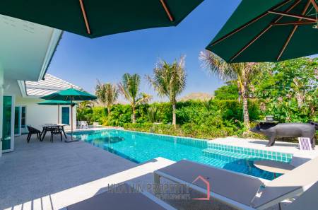 LUXURY MODERN POOL VILLA AT BLACK MOUNTAIN GOLF COURSE