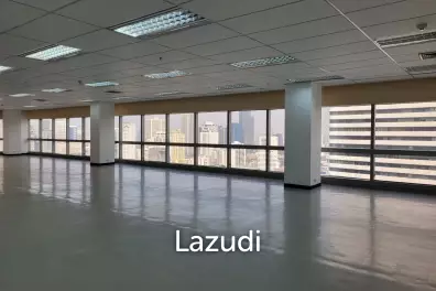 183 sqm Office for Rent at Sermmit Tower Sukhumvit Asoke Bangkok