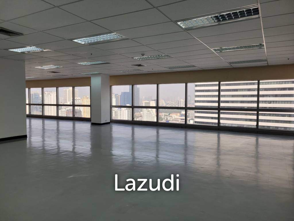 183 sqm Office for Rent at Sermmit Tower Sukhumvit Asoke Bangkok
