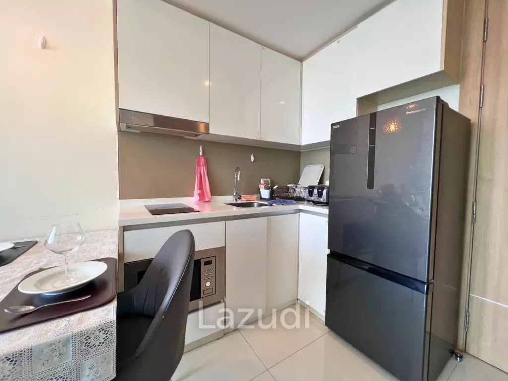 1 Bedroom 1 Bathroom 35 SQ.M. The Riviera Wongamat