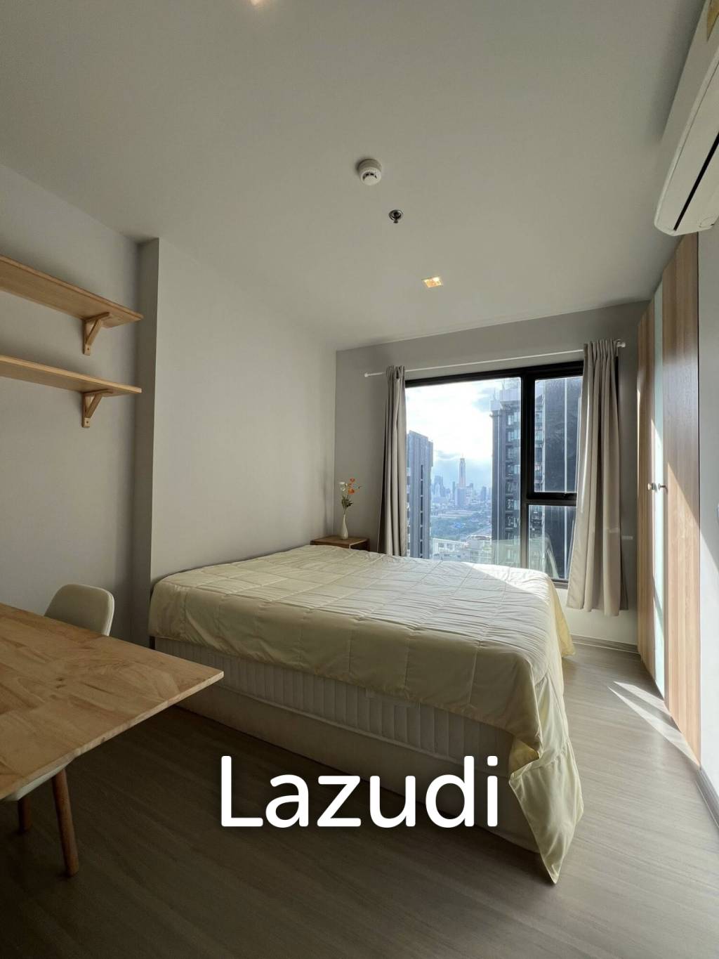 32 sqm high-floor 1 bedroom condo at LIFE Asoke - Rama 9, Makkasan Bangkok