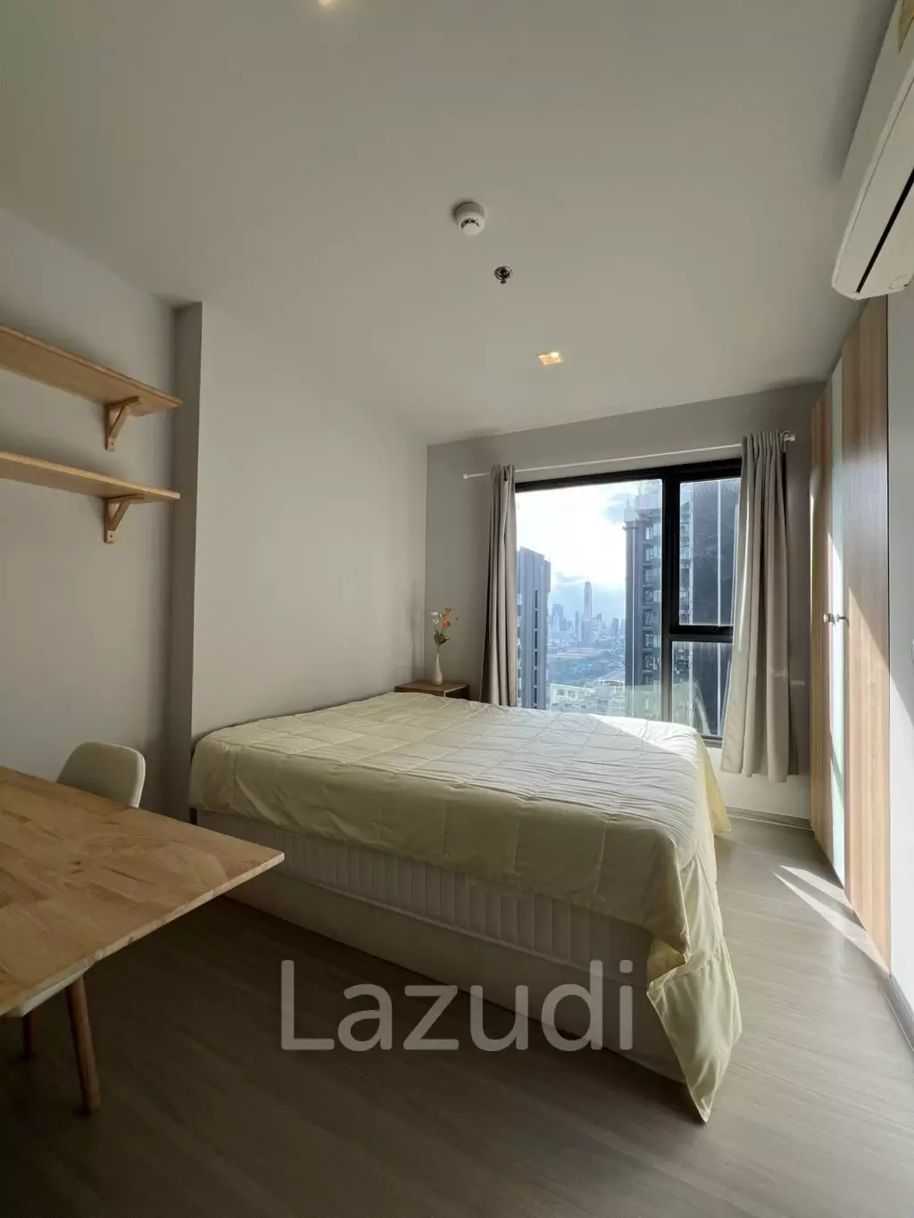 32 sqm high-floor 1 bedroom condo at LIFE Asoke - Rama 9, Makkasan Bangkok