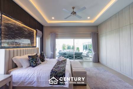 195 sqm pool villa in Thap Tai Hua Hin MeeDee Homes