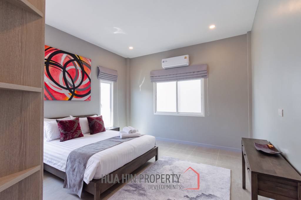 195 sqm pool villa in Thap Tai Hua Hin MeeDee Homes