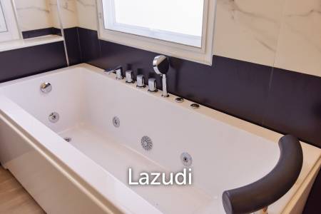 195 sqm pool villa in Thap Tai Hua Hin MeeDee Homes