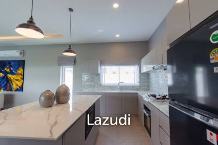 195 sqm pool villa in Thap Tai Hua Hin MeeDee Homes