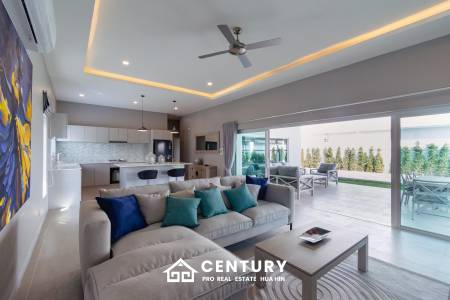 195 sqm pool villa in Thap Tai Hua Hin MeeDee Homes