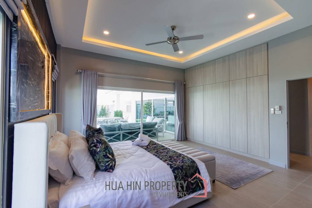 195 sqm pool villa in Thap Tai Hua Hin MeeDee Homes