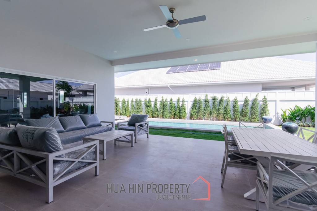 195 sqm pool villa in Thap Tai Hua Hin MeeDee Homes