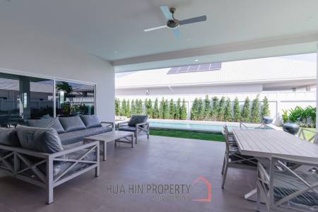 195 sqm pool villa in Thap Tai Hua Hin MeeDee Homes