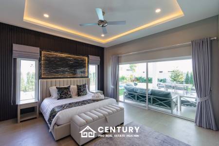 195 sqm pool villa in Thap Tai Hua Hin MeeDee Homes