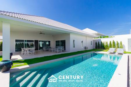 195 sqm pool villa in Thap Tai Hua Hin MeeDee Homes