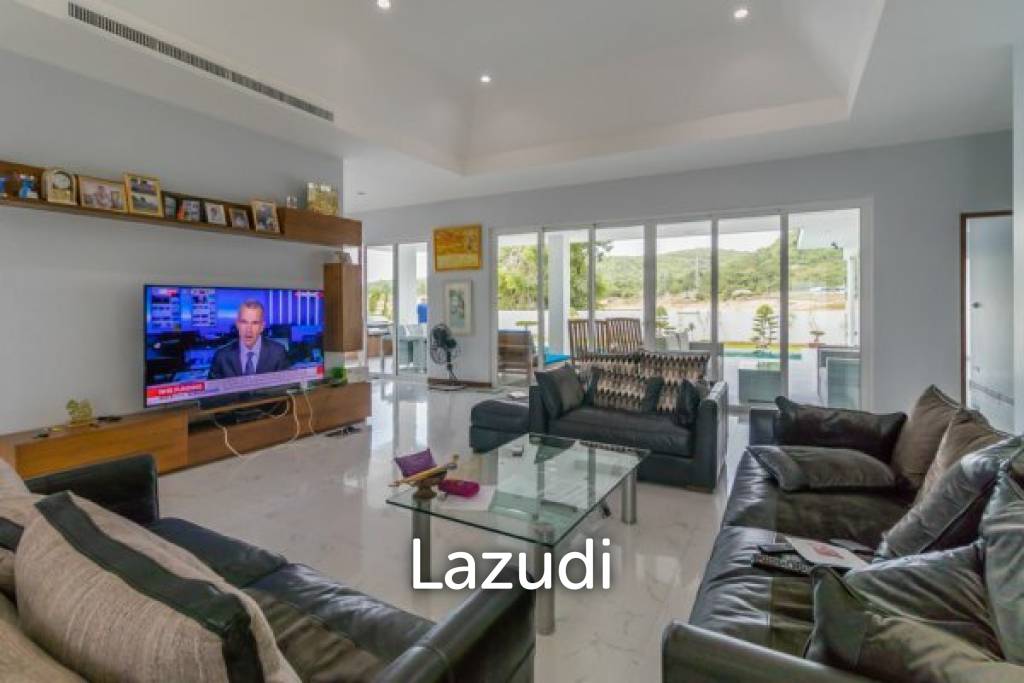 1,326 Sqm 5 Bed 5 Bath Villa For Sale