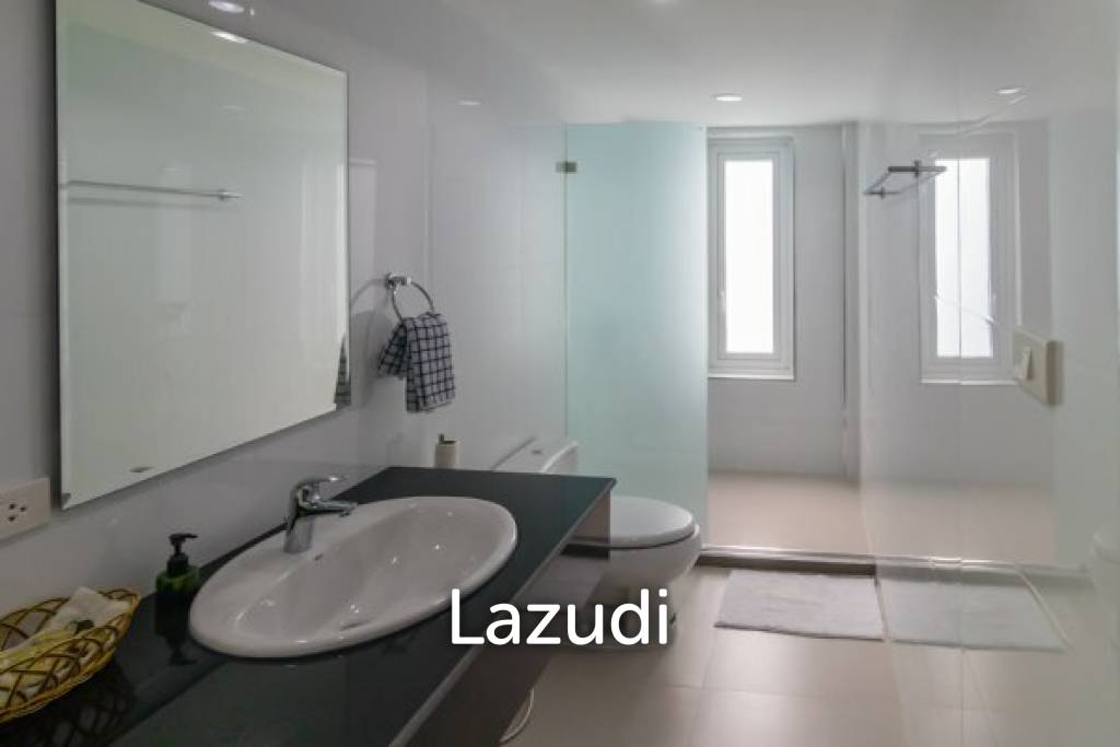 1,326 Sqm 5 Bed 5 Bath Villa For Sale