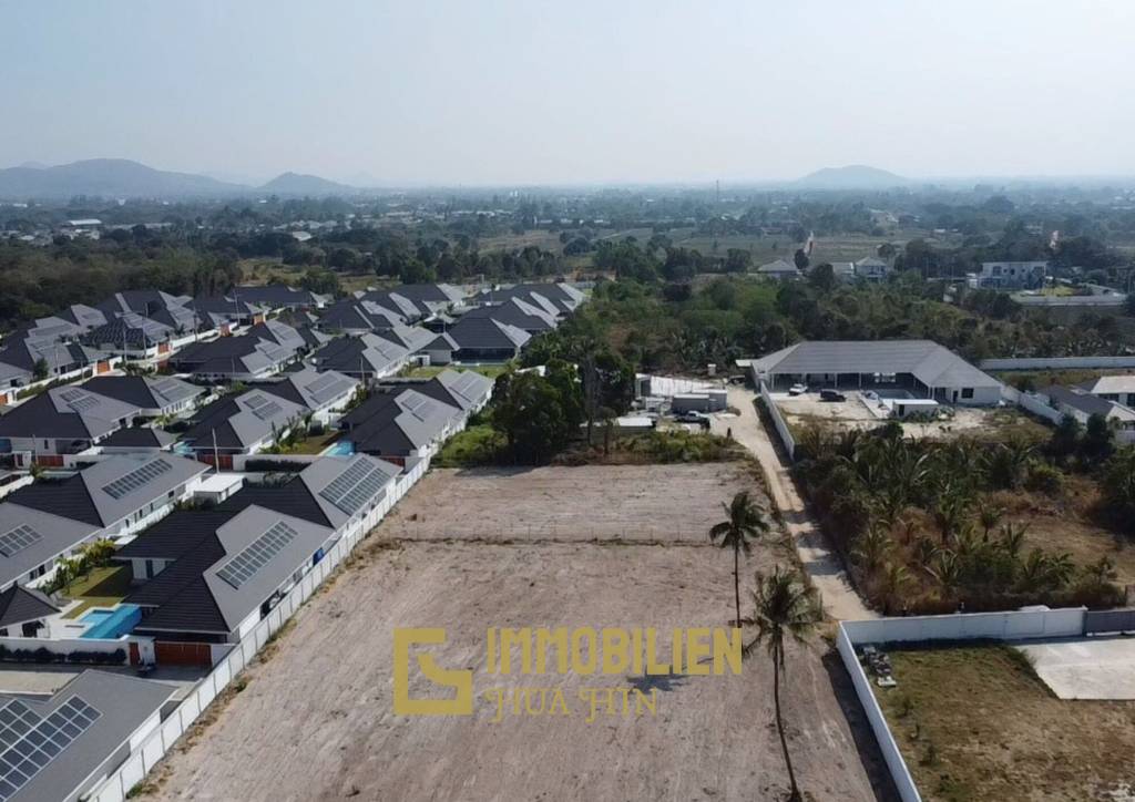 1 Rai Grundstück / Black Mountain Bezirk / Bergblick