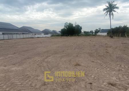 1 Rai Grundstück / Black Mountain Bezirk / Bergblick