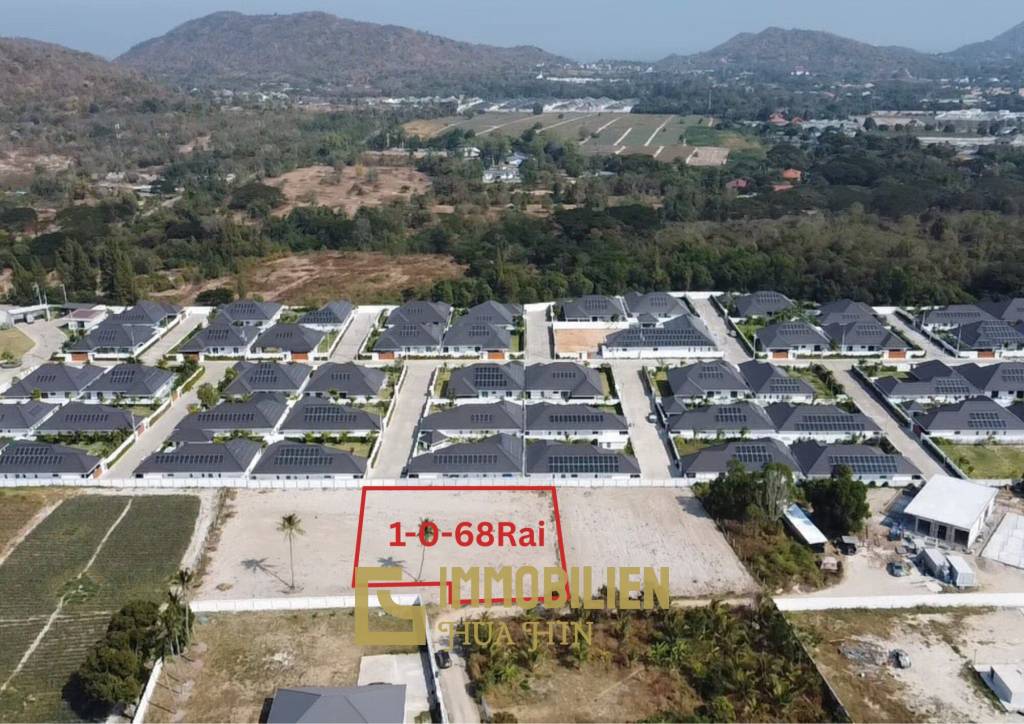 1,068 Rai Grundstück / Black Mountain Bezirk / Bergblick