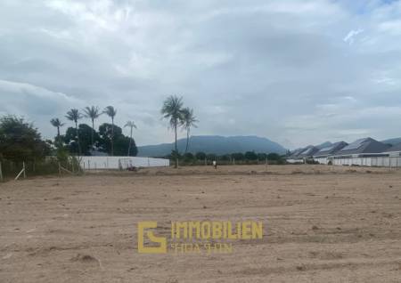 1,068 Rai Grundstück / Black Mountain Bezirk / Bergblick