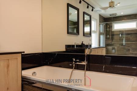 MALI LOTUS VILLAS : 3 bed luxury pool villa