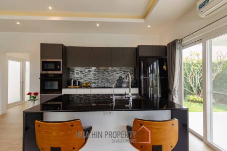 MALI LOTUS VILLAS : 3 bed luxury pool villa