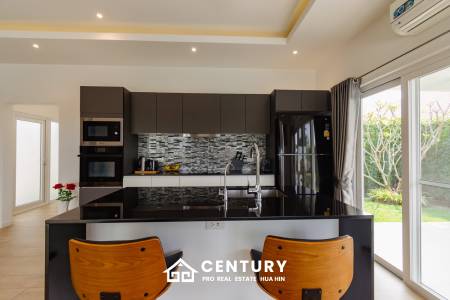 MALI LOTUS VILLAS : 3 bed luxury pool villa