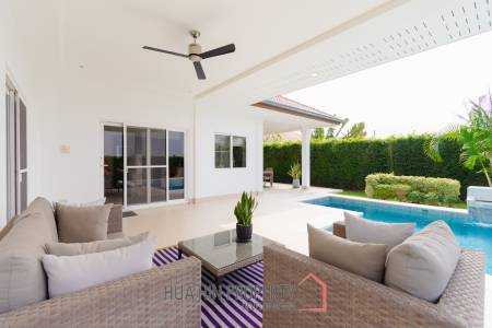 MALI LOTUS VILLAS : 3 bed luxury pool villa
