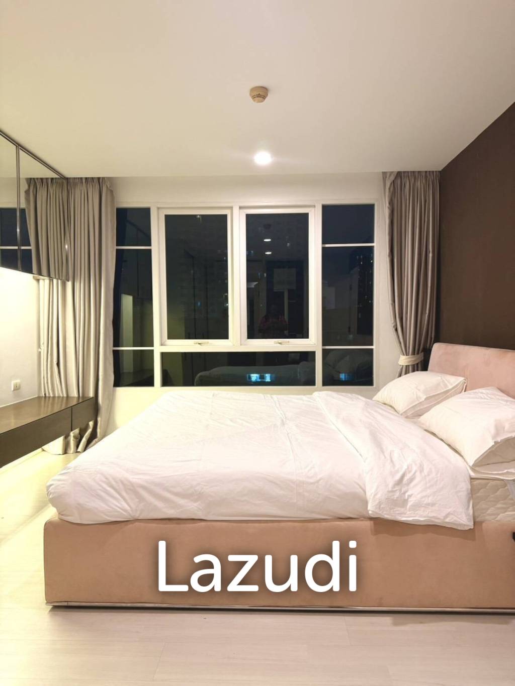 70.8 sqm 2 Bedroom Condo on 8th Floor at The Bangkok Sathorn-Taksin, Khlong San