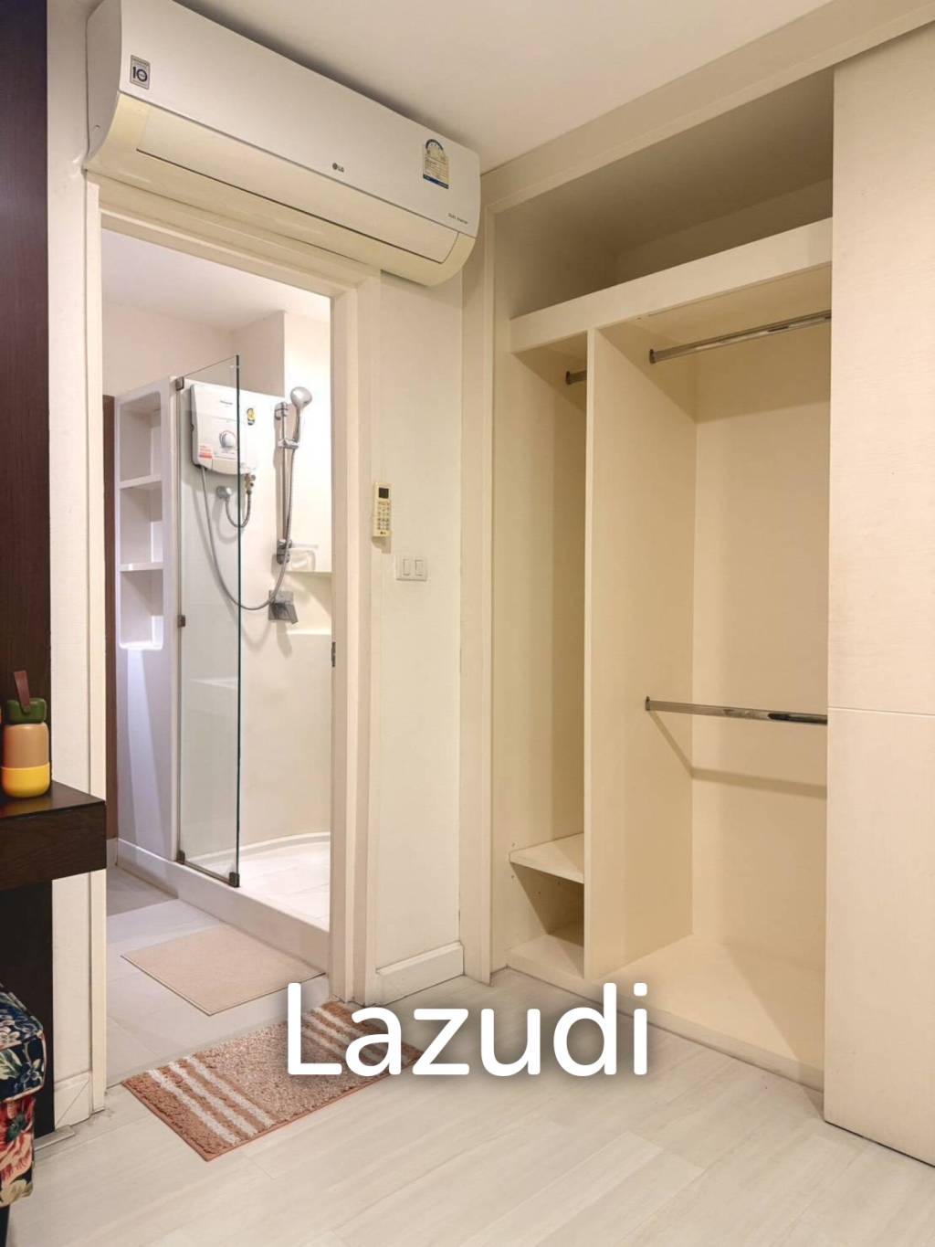 70.8 sqm 2 Bedroom Condo on 8th Floor at The Bangkok Sathorn-Taksin, Khlong San