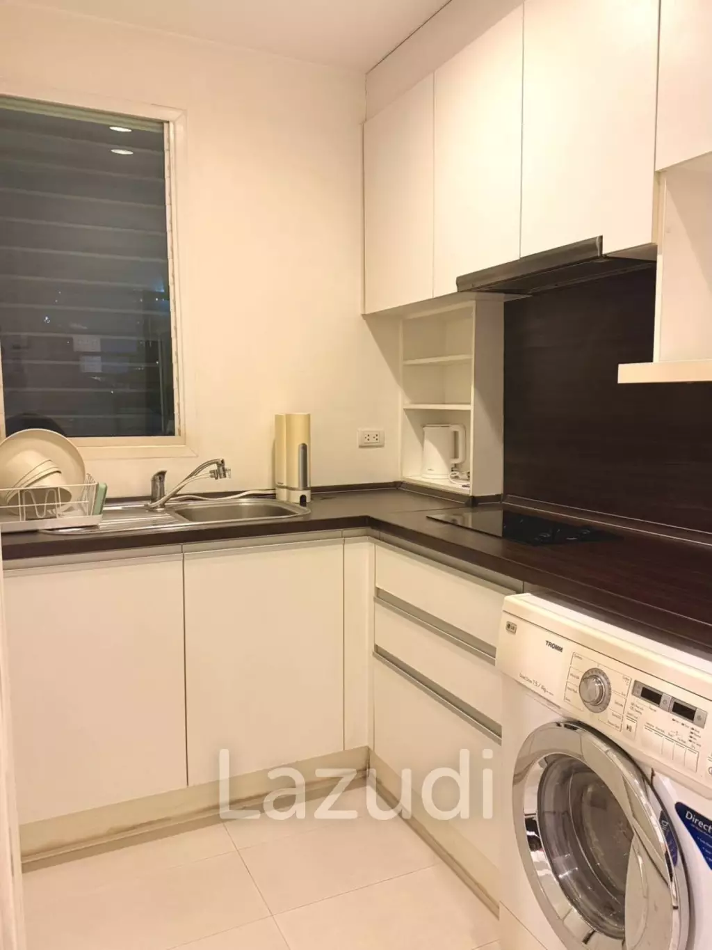 70.8 sqm 2 Bedroom Condo on 8th Floor at The Bangkok Sathorn-Taksin, Khlong San