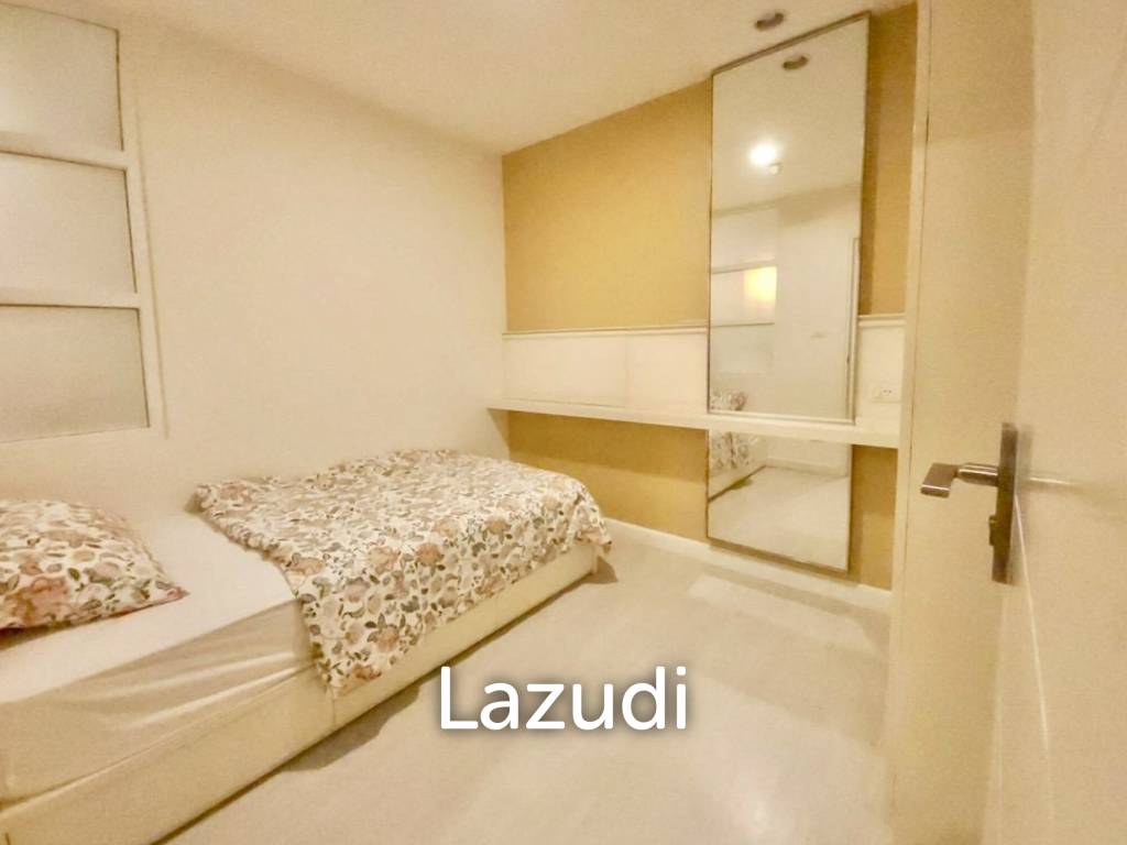 70.8 sqm 2 Bedroom Condo on 8th Floor at The Bangkok Sathorn-Taksin, Khlong San